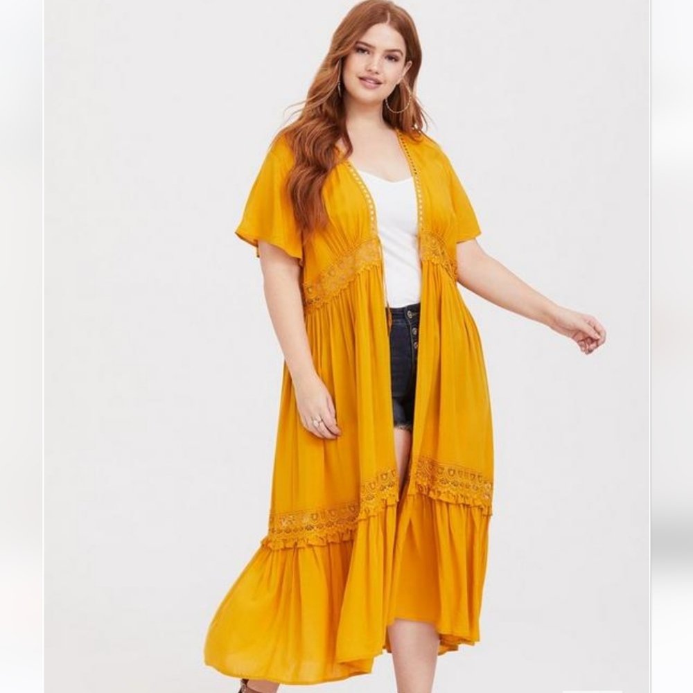 Size 6 Torrid Golden Yellow Crotche Kimono Duster